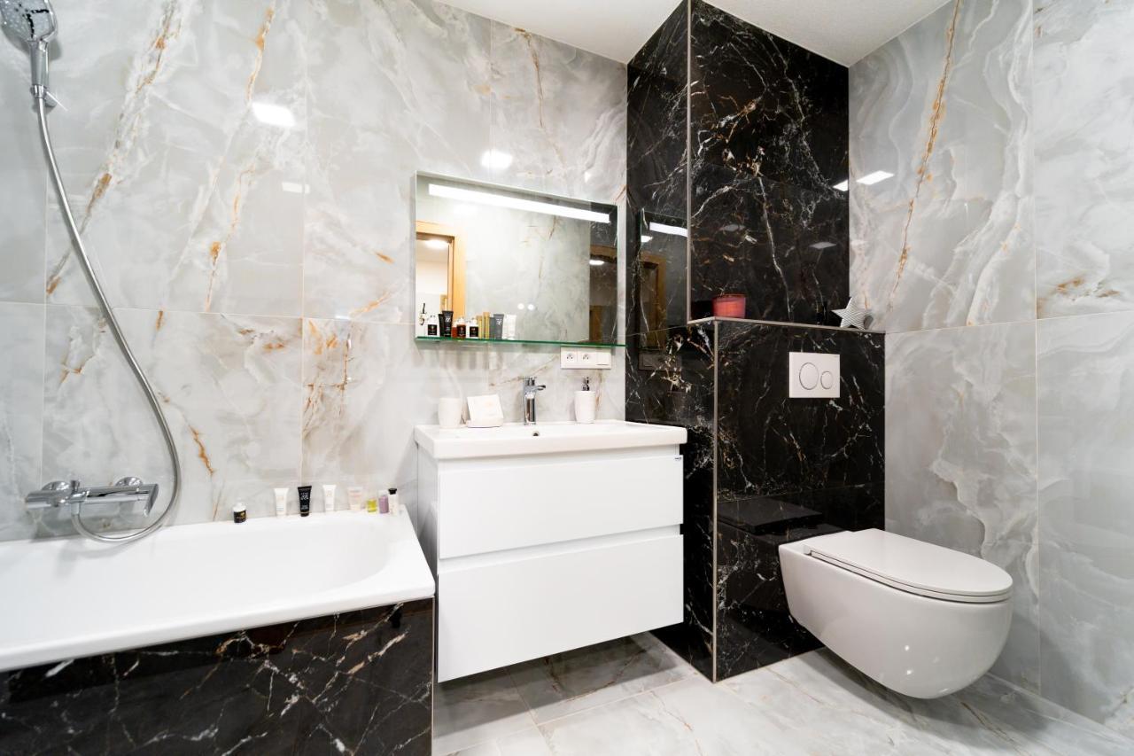 Apartman Discreet Kysucke Nove Mesto Ngoại thất bức ảnh